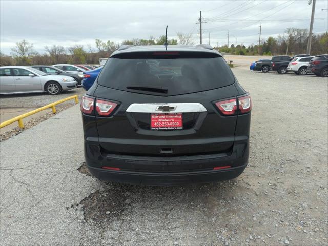 used 2015 Chevrolet Traverse car, priced at $12,997