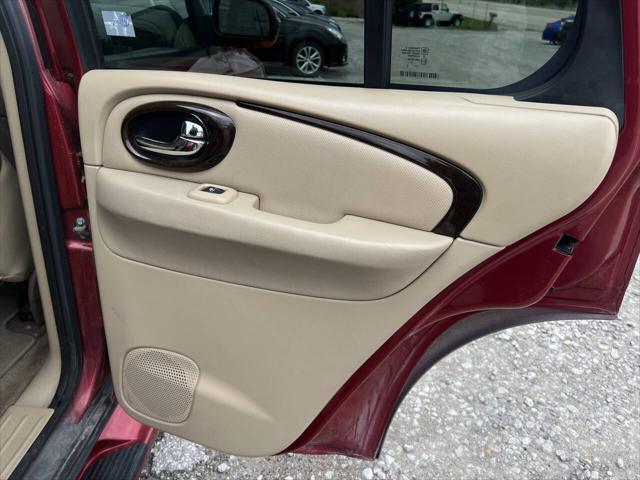 used 2004 Buick Rainier car, priced at $6,997
