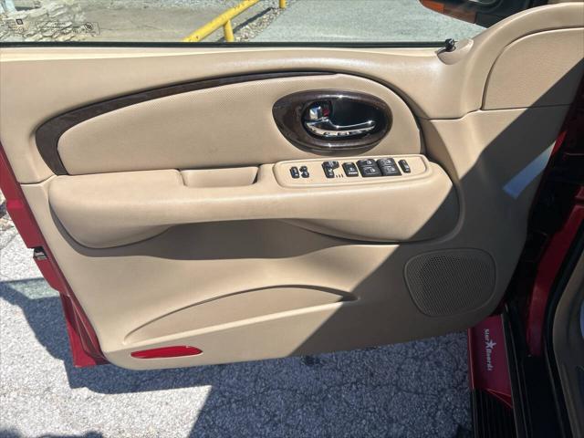 used 2004 Buick Rainier car, priced at $5,931