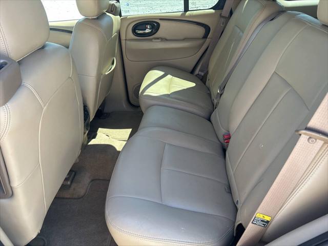 used 2004 Buick Rainier car, priced at $5,931
