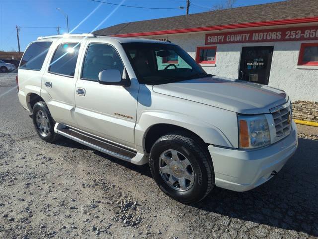 used 2003 Cadillac Escalade car, priced at $8,995