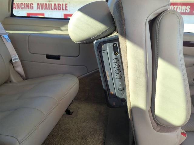 used 2003 Cadillac Escalade car, priced at $8,995