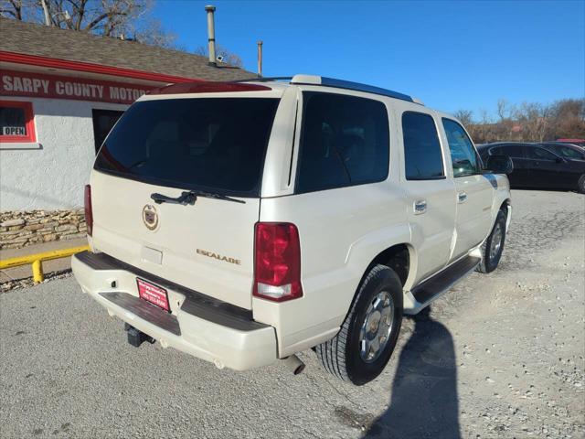 used 2003 Cadillac Escalade car, priced at $8,995