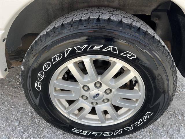 used 2012 Ford Expedition car, priced at $6,929