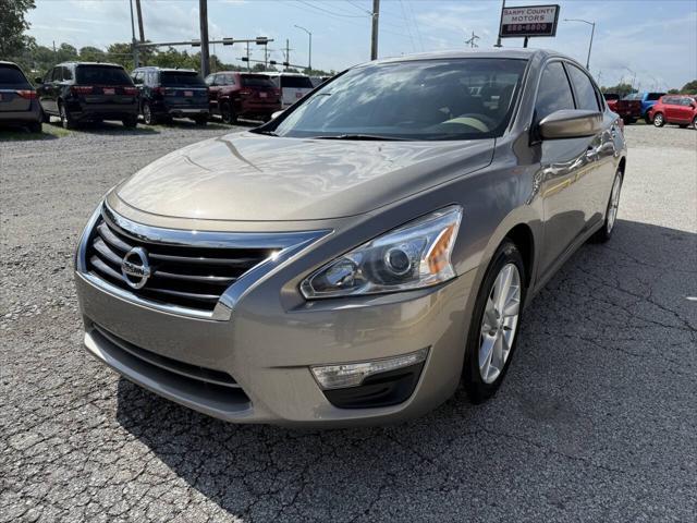 used 2014 Nissan Altima car, priced at $13,997