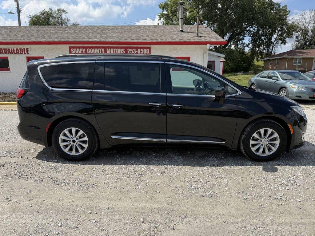used 2017 Chrysler Pacifica car, priced at $15,997