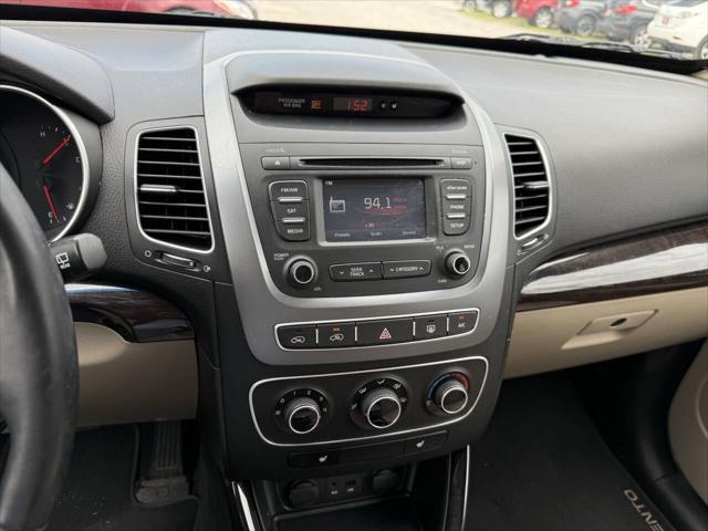 used 2014 Kia Sorento car, priced at $13,925