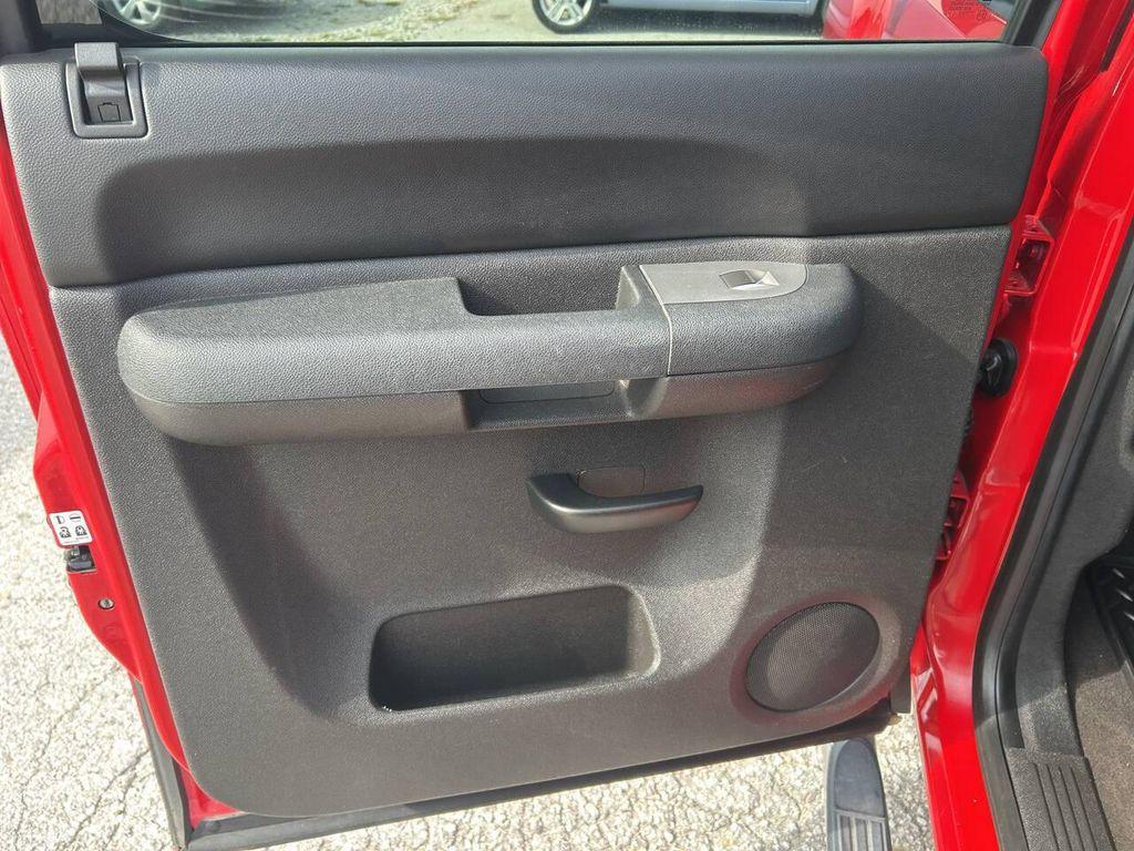 used 2013 Chevrolet Silverado 1500 car, priced at $17,977