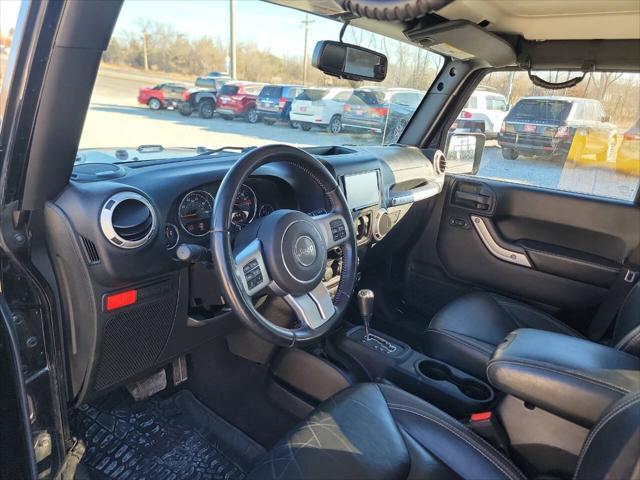 used 2015 Jeep Wrangler Unlimited car, priced at $25,997