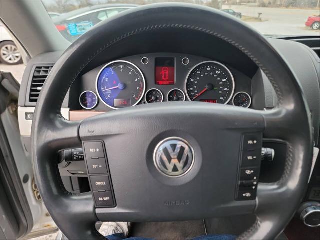 used 2006 Volkswagen Touareg car, priced at $6,997