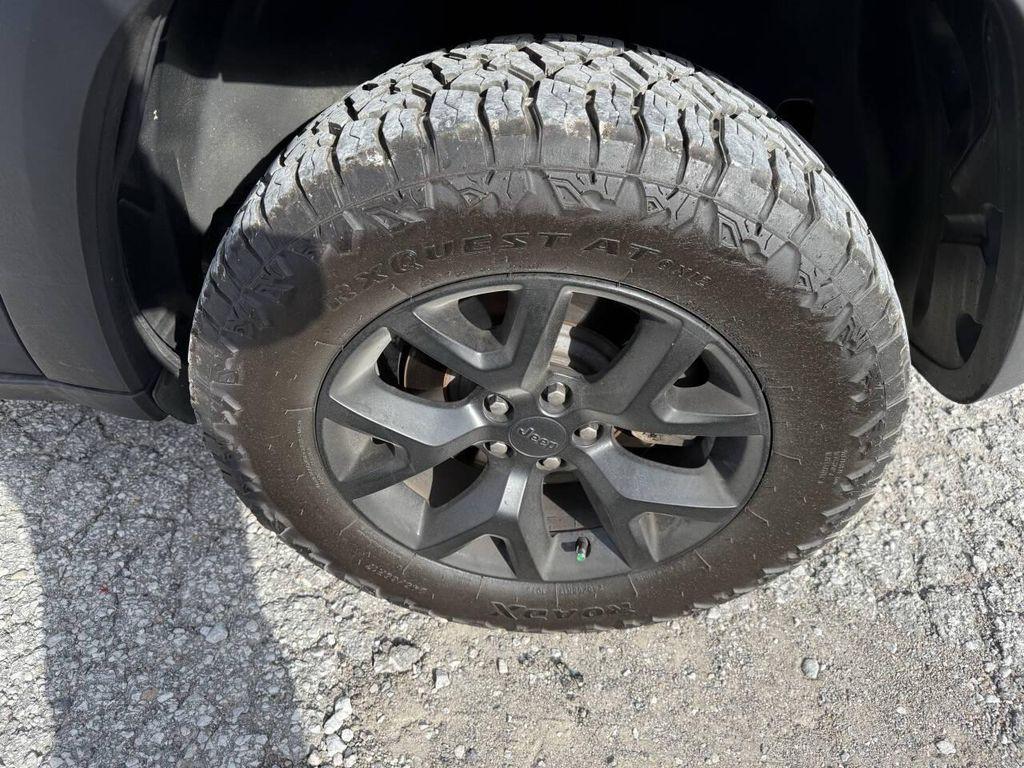 used 2017 Jeep Cherokee car, priced at $18,997