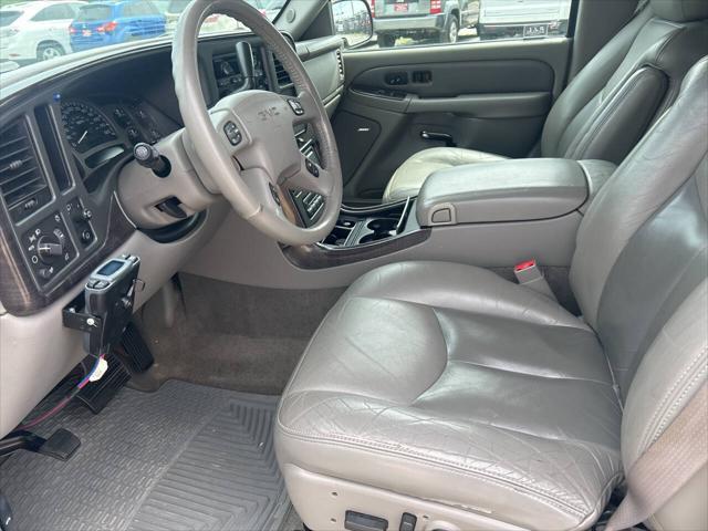 used 2004 GMC Yukon XL car, priced at $10,997