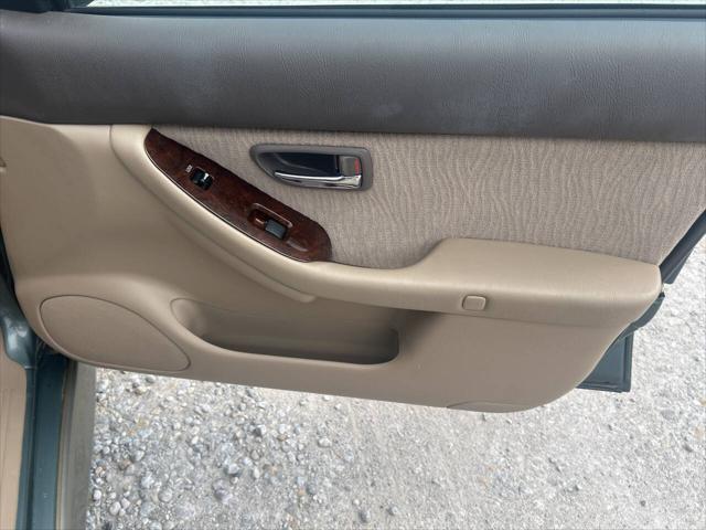 used 2000 Subaru Outback car, priced at $8,997