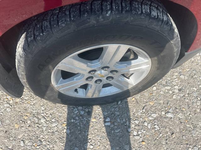 used 2011 Chevrolet Traverse car, priced at $12,997