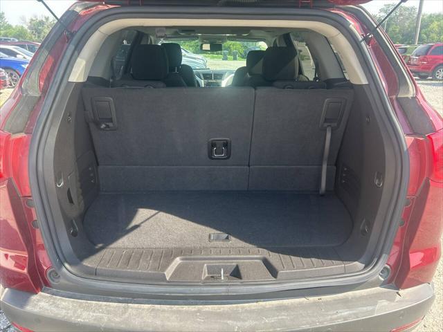 used 2011 Chevrolet Traverse car, priced at $12,997