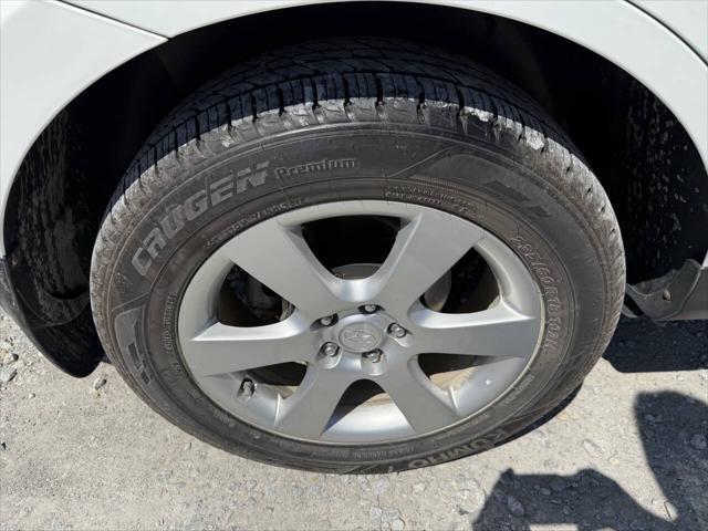 used 2008 Hyundai Santa Fe car, priced at $10,997