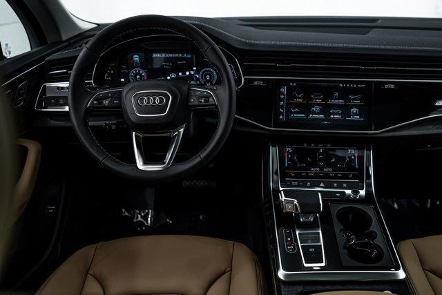 new 2025 Audi Q7 car, priced at $69,755