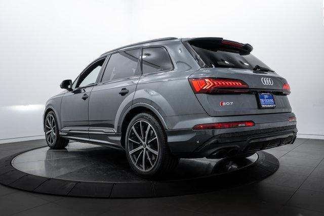 used 2022 Audi SQ7 car, priced at $44,287