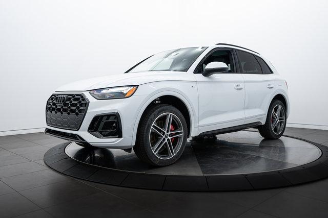 new 2024 Audi Q5 car, priced at $62,072