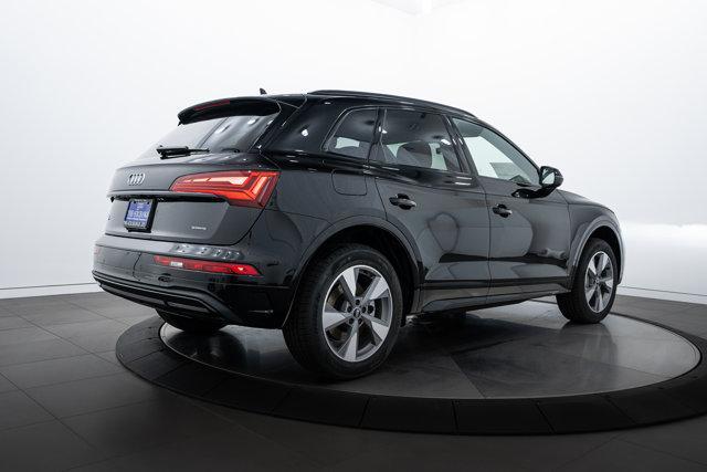 new 2025 Audi Q5 car, priced at $54,425