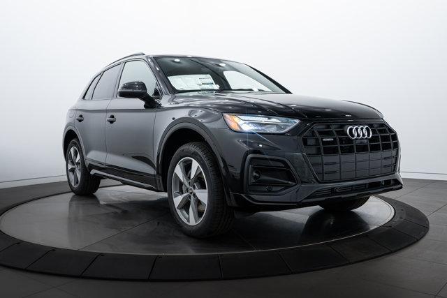 new 2025 Audi Q5 car, priced at $54,425