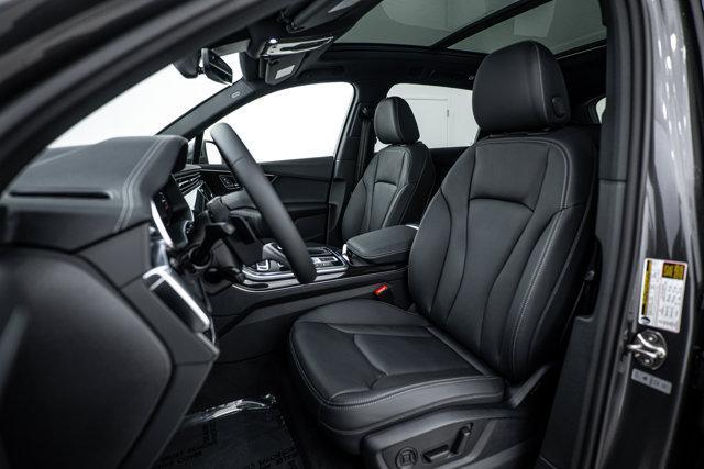 new 2025 Audi Q7 car, priced at $65,650