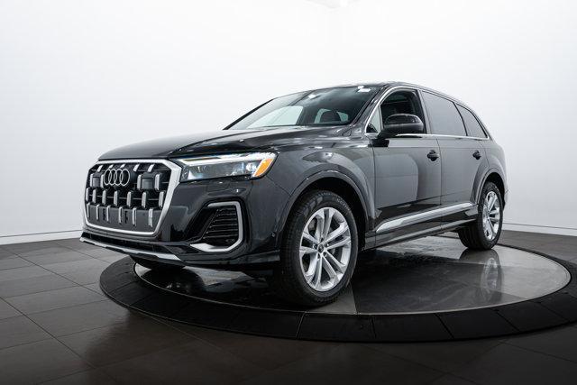 new 2025 Audi Q7 car, priced at $65,270