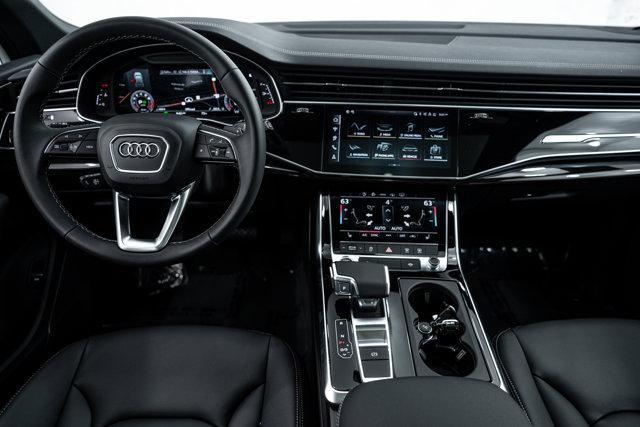 new 2025 Audi Q7 car, priced at $65,270