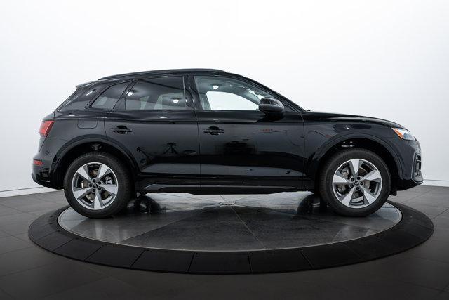 new 2025 Audi Q5 car, priced at $49,330