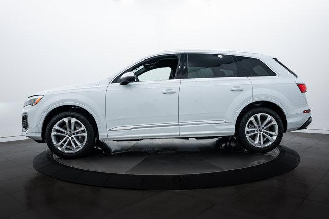 used 2025 Audi Q7 car, priced at $56,700