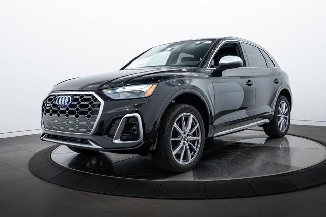 new 2025 Audi SQ5 car, priced at $64,416