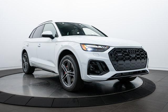 new 2024 Audi Q5 car, priced at $66,870