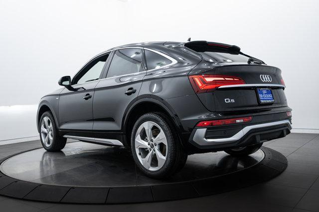 new 2025 Audi Q5 car, priced at $59,625