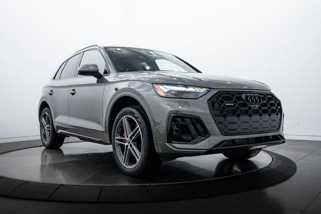 new 2024 Audi Q5 car, priced at $66,870