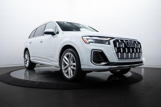 used 2025 Audi Q7 car, priced at $61,800