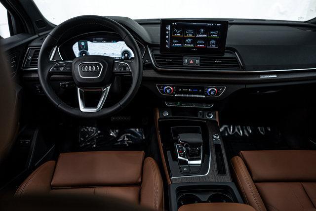 new 2025 Audi Q5 car, priced at $61,519