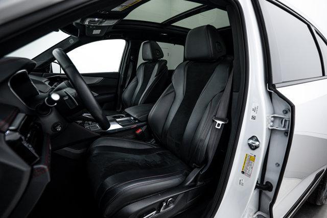 used 2022 Acura MDX car, priced at $40,987