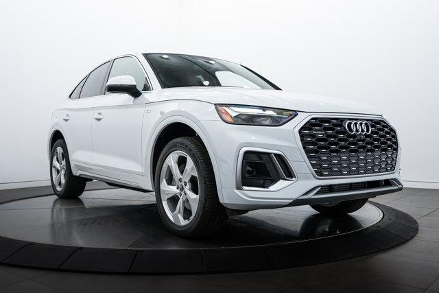 new 2024 Audi Q5 car, priced at $53,889