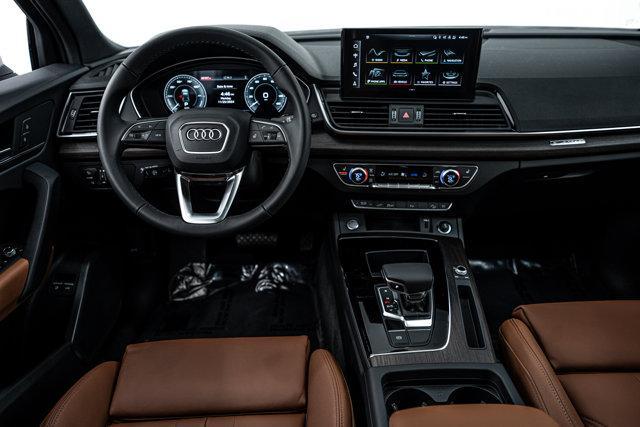 new 2025 Audi Q5 car, priced at $63,600