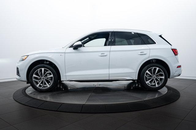 new 2025 Audi Q5 car, priced at $52,754