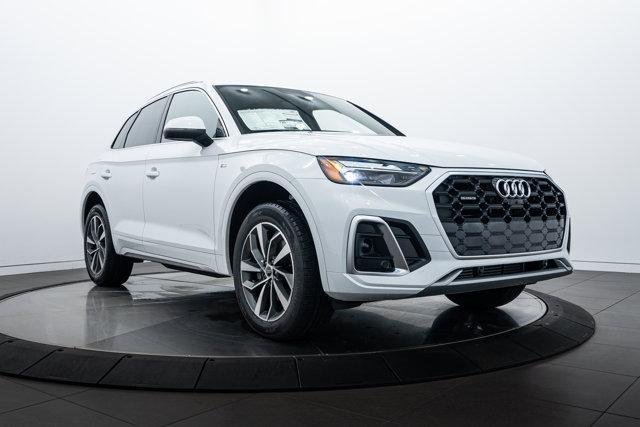 new 2025 Audi Q5 car, priced at $52,754