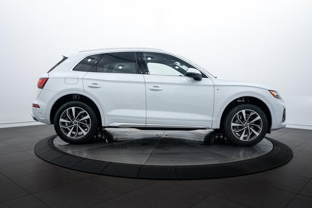 new 2025 Audi Q5 car, priced at $52,754