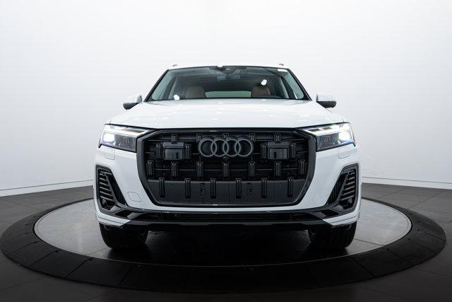 new 2025 Audi Q7 car, priced at $71,183