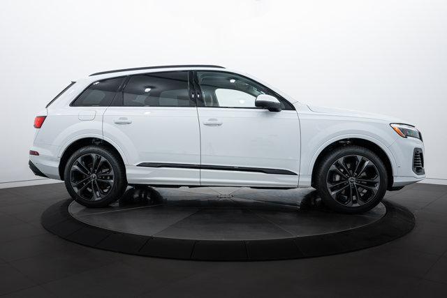 new 2025 Audi Q7 car, priced at $71,183