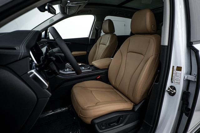 new 2025 Audi Q7 car, priced at $71,183