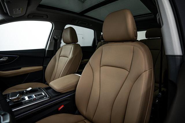 new 2025 Audi Q7 car, priced at $71,183