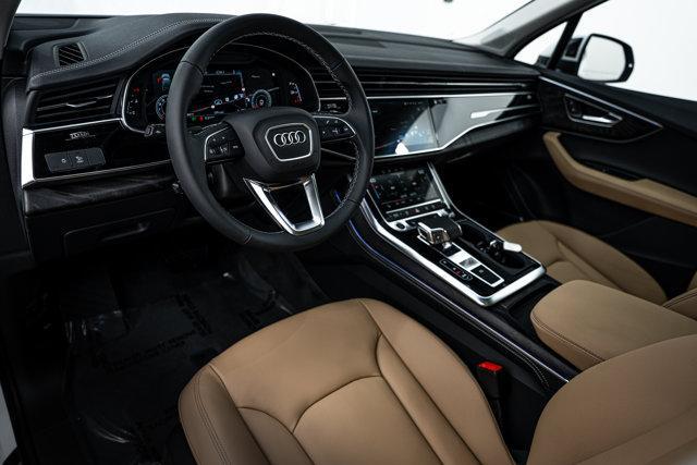 new 2025 Audi Q7 car, priced at $71,183