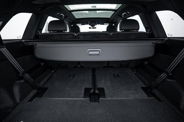 new 2025 Audi Q7 car, priced at $80,492
