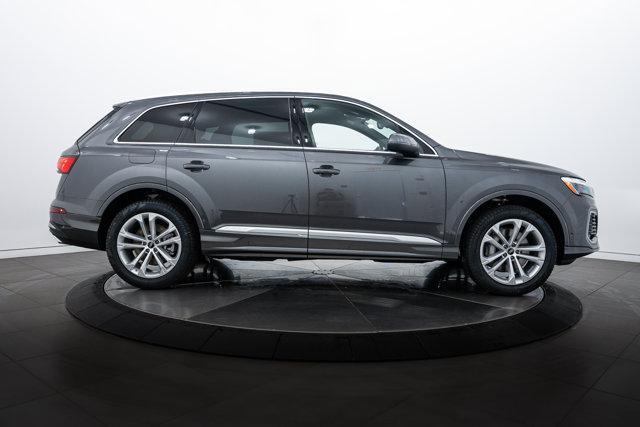 new 2025 Audi Q7 car, priced at $66,020