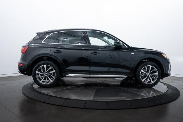 new 2025 Audi Q5 car, priced at $52,754